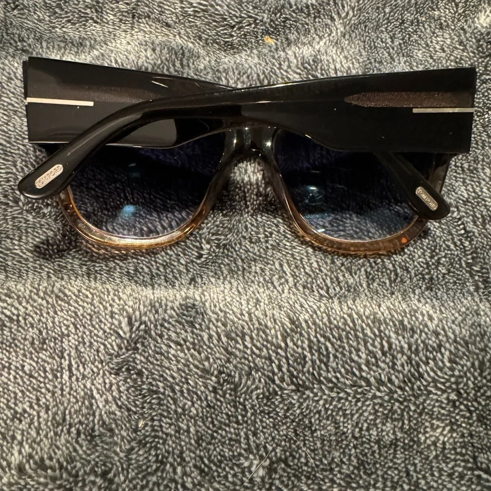 Authentic Tom Ford Anoushka Sunglasses - Women - Picture 9 of 11
